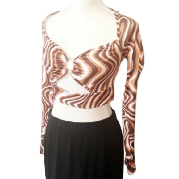 Shein Marble O-Ring Cutout Crop Top Size Small (4) + Brown Stretch Bracelet - Picture 3 of 14